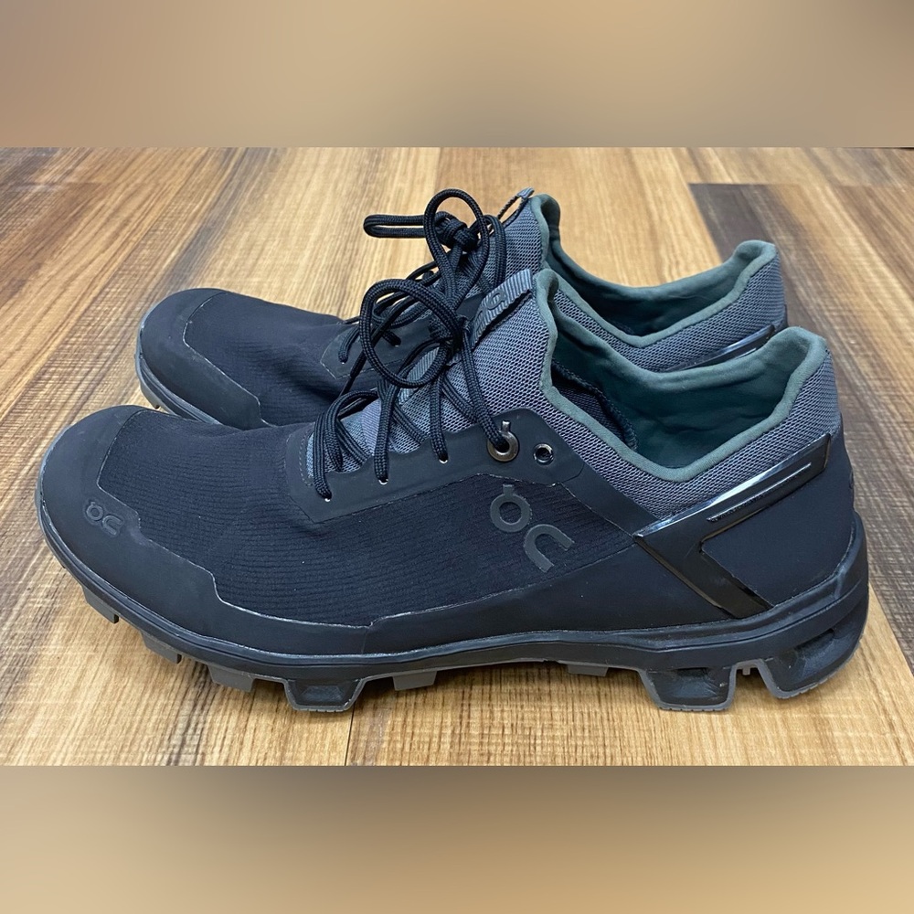 On Running Cloudventure Trail Shoes Women 8.5 Black Waterproof Hiking Outdoor